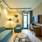 호텔 - Trabzon-east By Ihg 4*